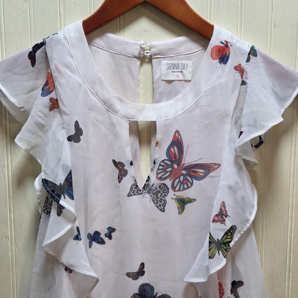 Sienna Sky Dress Womens Small White Butterfly Print Flutter Shift Knee Length
